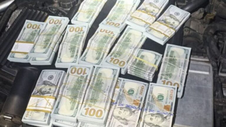 218 mil dólares apreendidos em motor de Mercedes na BR-376