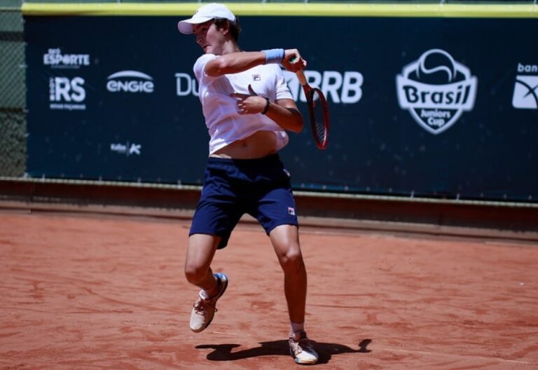 João Fonseca critica comportamento de torcida brasileira no Masters 1000 de Roma
