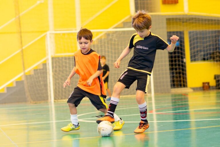 Procura por futsal cresce no Colégio Santo Anjo em ano de Copa do Mundo