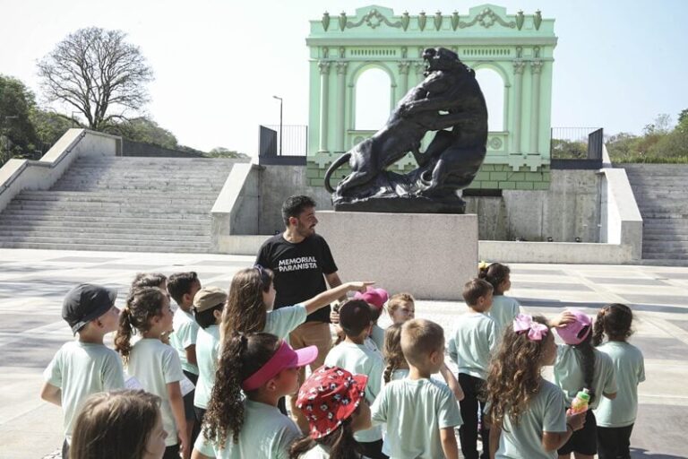 Memorial Paranista oferece visitas guiadas e oficinas temáticas em abril