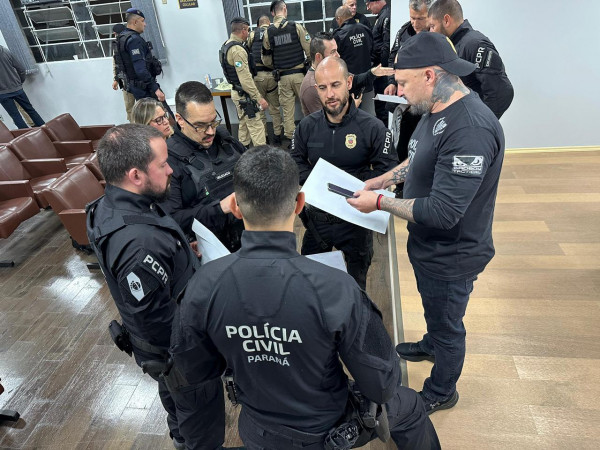 PCPR investiga envolvidos em invasao e violencia na final da taca parana em Curitiba