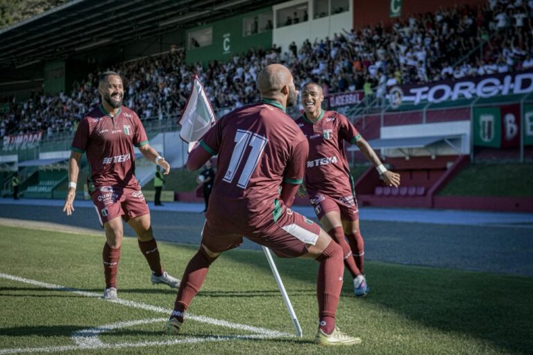 Blumenau mantém invencibilidade e lidera série d com vitória sobre azuriz