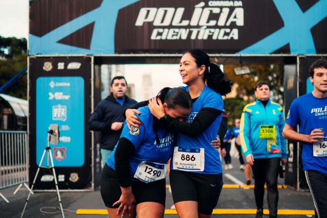 Polícia Científica promove corrida com mais de 3 mil participantes em Curitiba